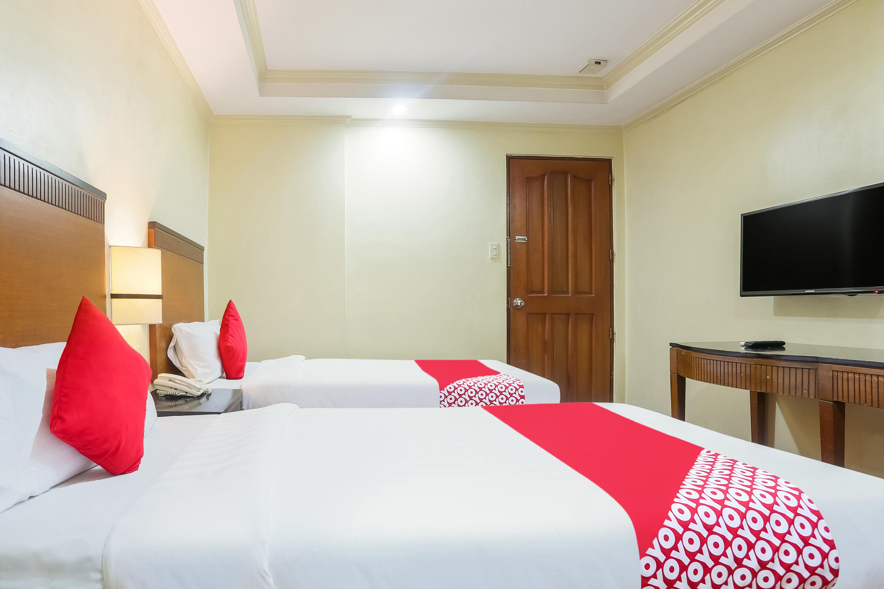 Royale Parc Inn & Suites Quezón by Eksteriør bilde