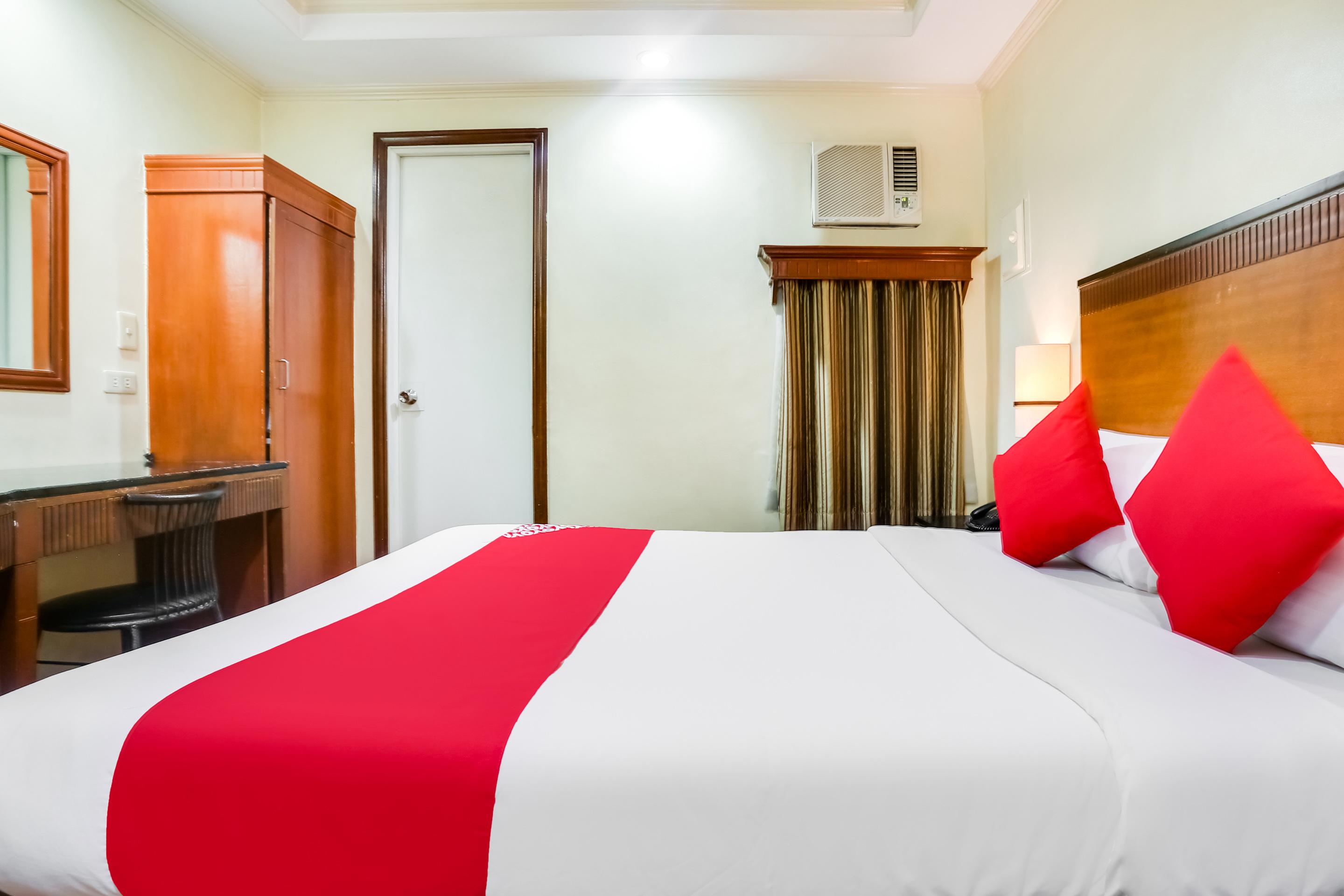 Royale Parc Inn & Suites Quezón by Eksteriør bilde